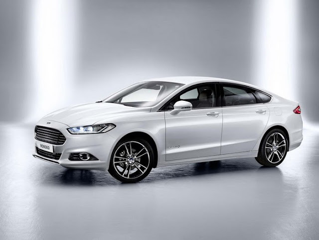 Ford Fusion Hybrid «Mondeo» 2013 года