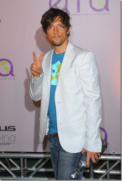 Jason Mraz - 2009 - Environmental Media Awards 02