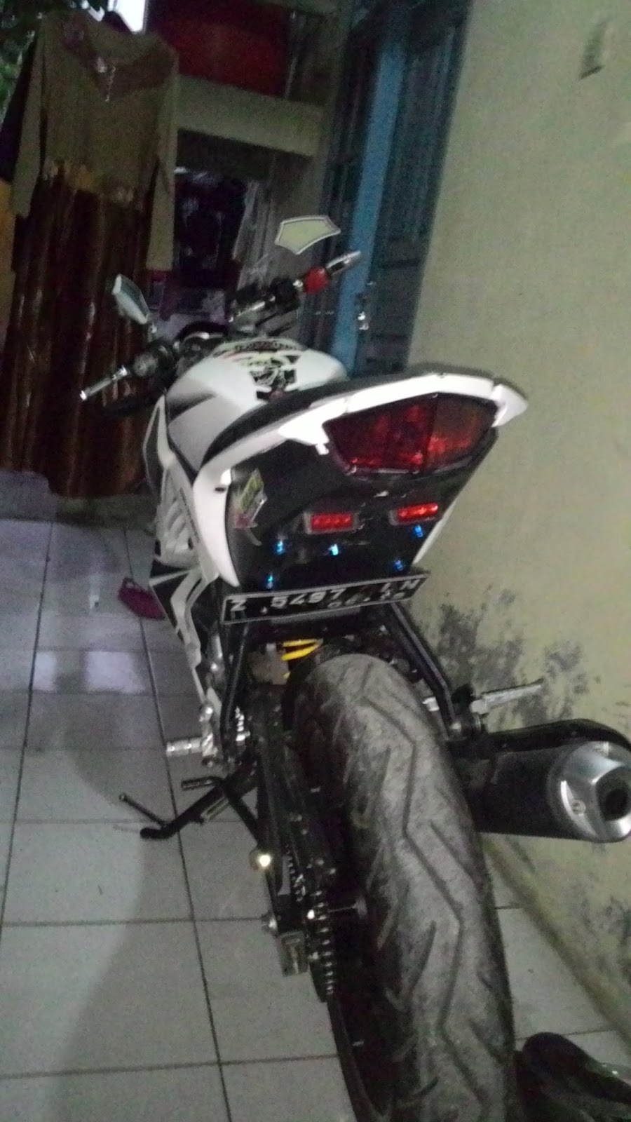 Modifikasi Motor Vixion New Simple Keren Perkembangan Teknologi