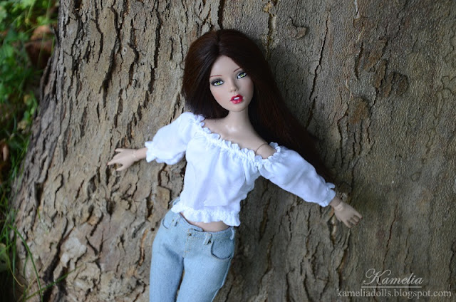 Realistic jeans for Tonner doll
