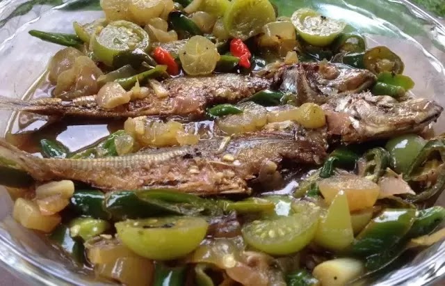 Resep Sambal Ikan Asin Peda Cabe Hijau - Blogger BabaKBeluRCom