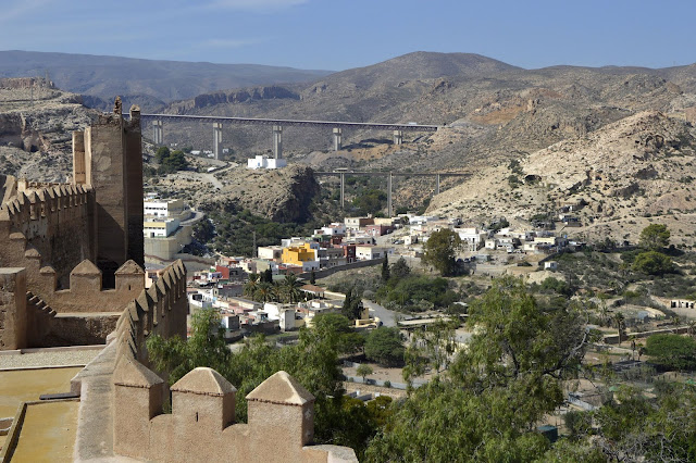 Almería. 7 godzin na zwiedzenie miasta to za mało.