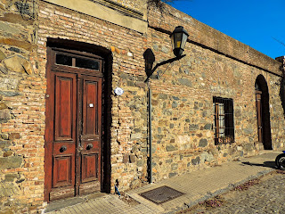 As portas de Colonia del Sacramento