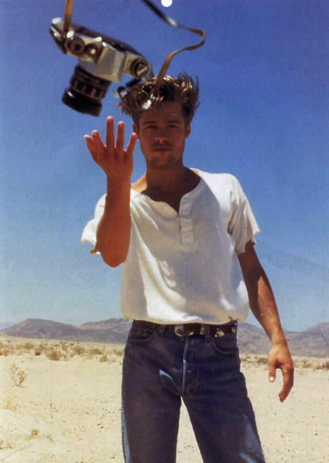 room Buik restjes Brad Pitt Modeling for Levi's, 1990 ~ Vintage Everyday