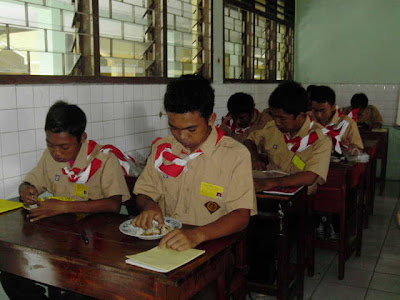 Kegiatan Perkemahan Selamat Datang Kelas X - 2010