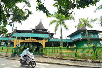 MASJID SULTAN SURIANSYAH BANJARMASIN