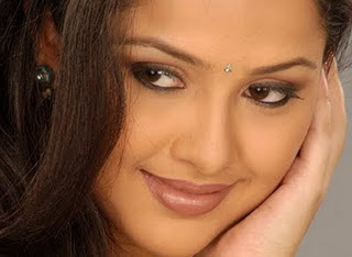 Bangladeshi Actress Nadia Ahmed hot and sexy photo gallery