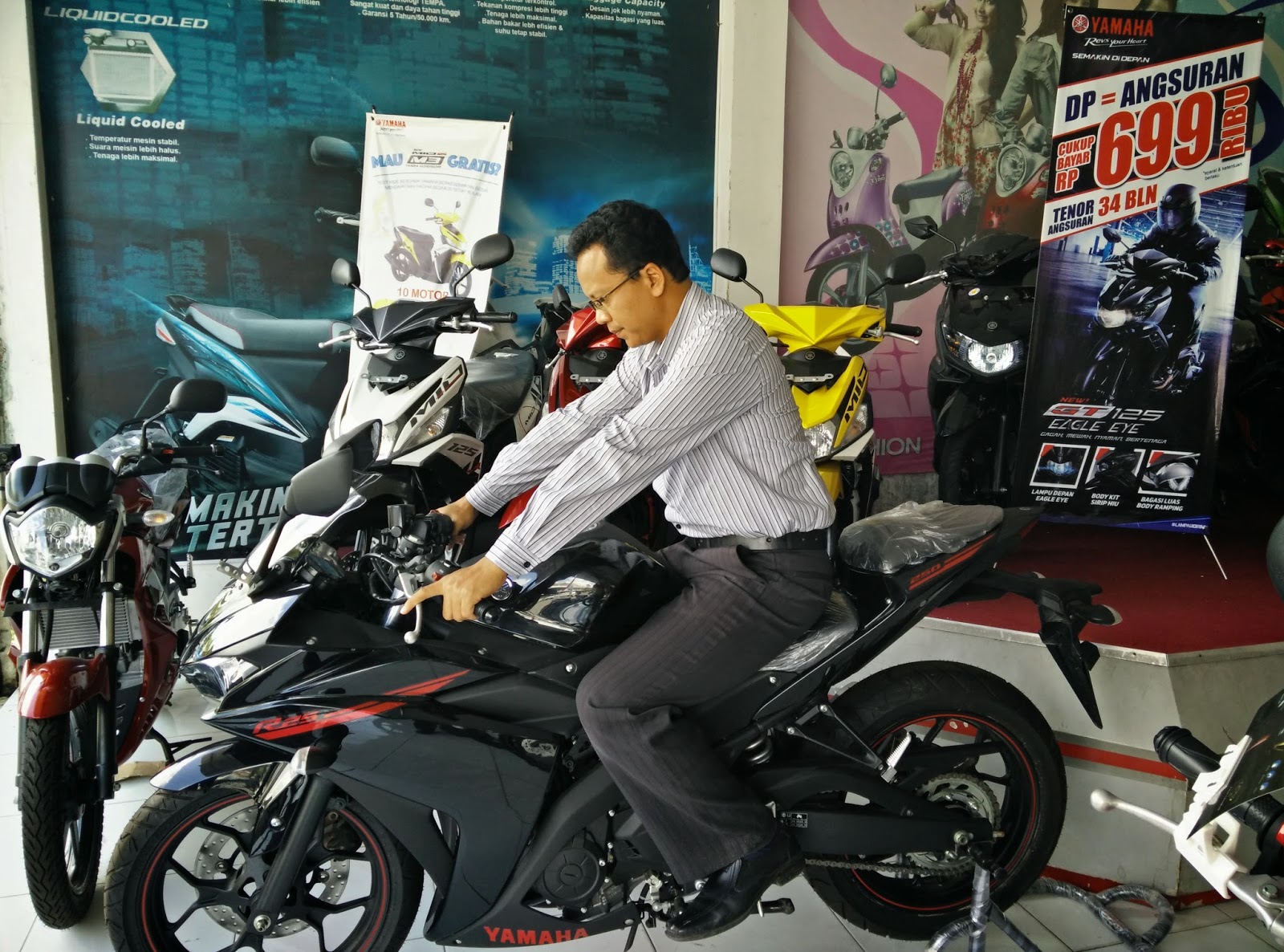 Pengalaman Orang Awam Membeli Ninja 250 Fi Antara R25 Atau N250 Fi