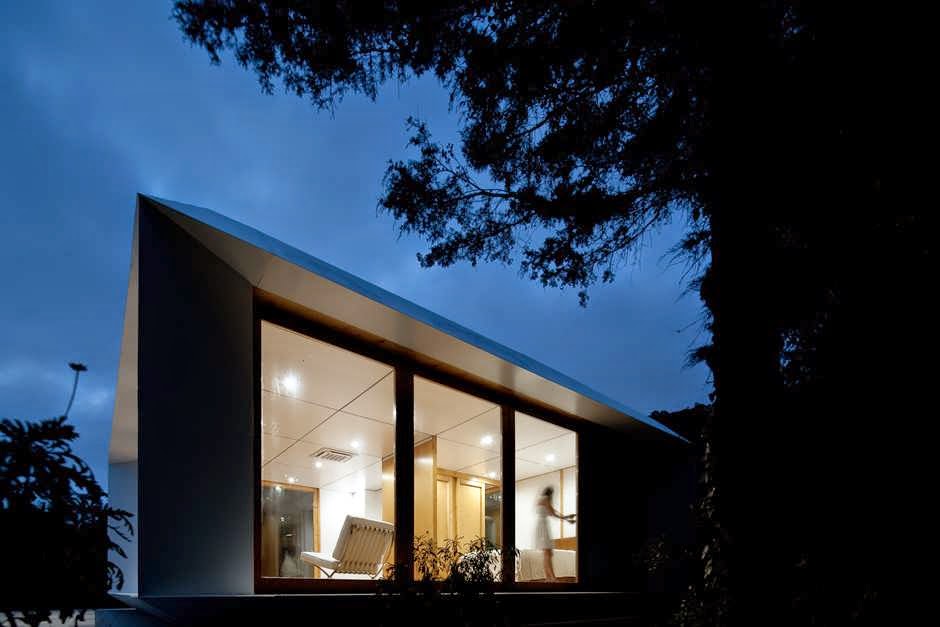 House of Flexible Minimalist Design Prefab Make You Very Easy to Change or Adjust Space Room on Your House