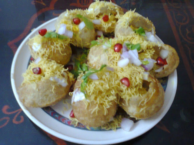 Ideas about Serving Tray Decor (Golgappa )