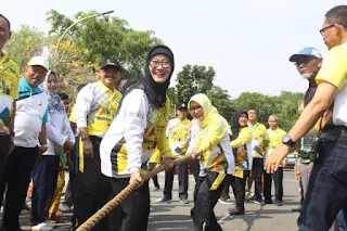 Bupati Indramayu dan ASN Galakkan Olahraga Tradisional 