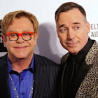 Elton John calls for Dolce and Gabbana boycott over IVF comments