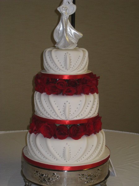 Red Wedding Cakes  BridalTweet Wedding Forum amp; Vendor Directory