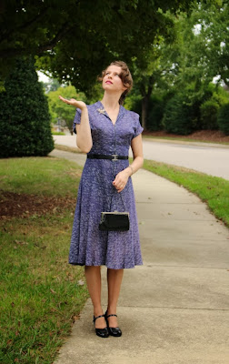 Rain rain go away! #vintage #style #1940s #fashion #40s