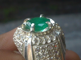 natural emerald gemstone