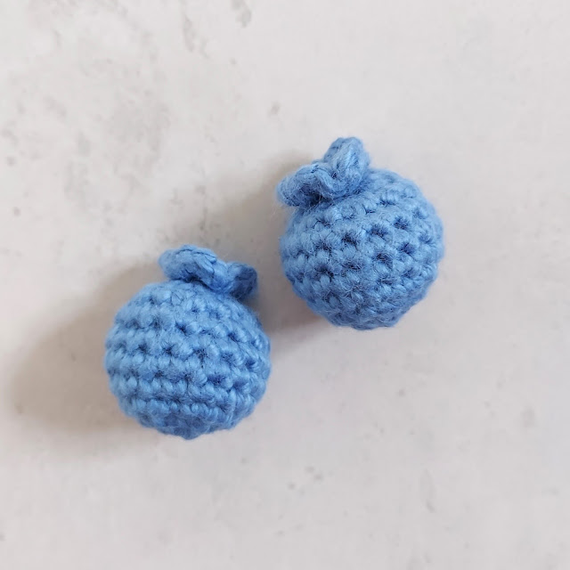 Crochet Blueberries