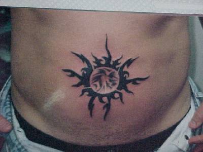 tattoos on stomach for women. 2010 awesome stomach tattoo