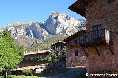 Penyes Altes per la canal de la Serp i circular al Moixeró