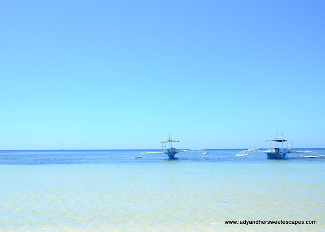 the clear blue waters of Sipalay