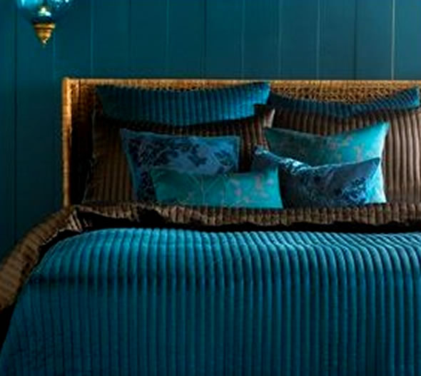 Beautiful Abodes: Using Teal