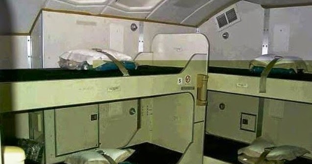 7 GAMBAR Tempat Tidur Pramugari Dalam Kapal Terbang 