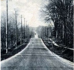 Looking down a dirt road in Oshawa, possibly Simcoe Street. Source: OurOntario.ca