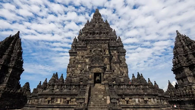 Mengenal Candi Prambanan