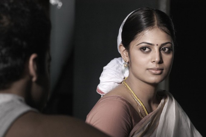 [Eeram-Sindhu-Menon-stills-01.jpg]