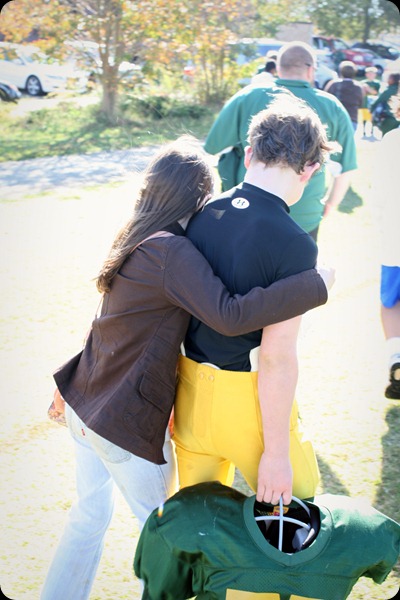 football game after win sister hug