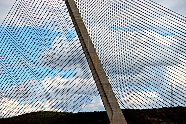 Puente atirantado de Talavera sobre el Tajo. Record de altura en Europa