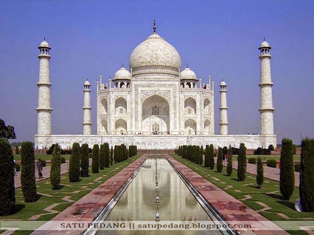 Sejarah Bangunan Masjid Taj Mahal India