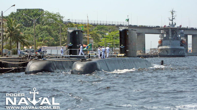 EXCLUSIVO:Brasil pasa a reserva dos submarinos IKL-209 con posibilidad de venta.