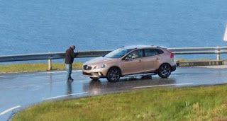 Volvo V40 SUV