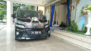 Rental Alphard Jogja Riffa transport