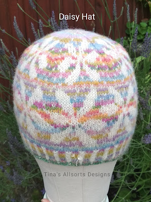 Daisy Hat by Tina’s Allsorts Designs