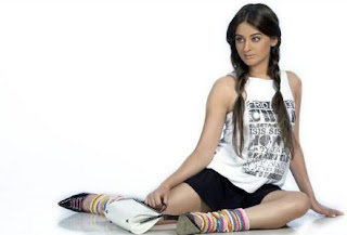 Mahi Vij Sitting On A Floor