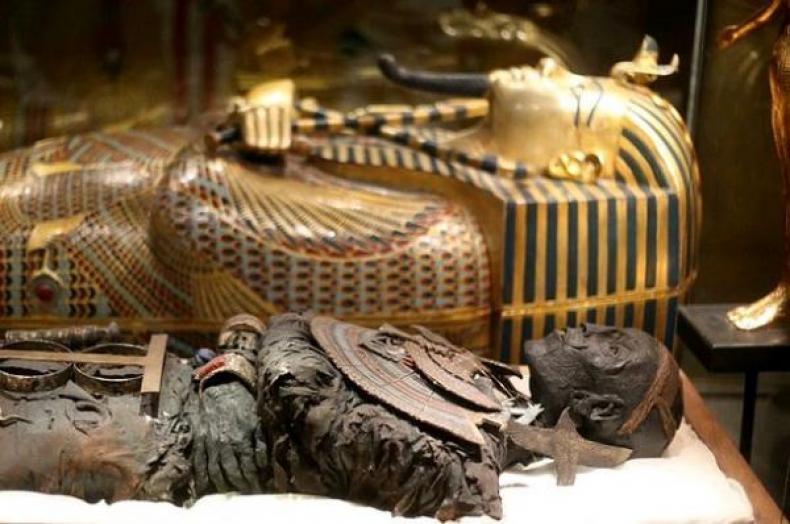 Kehebohan dan Misteri di Balik Penemuan Makam Firaun Tutankhamen