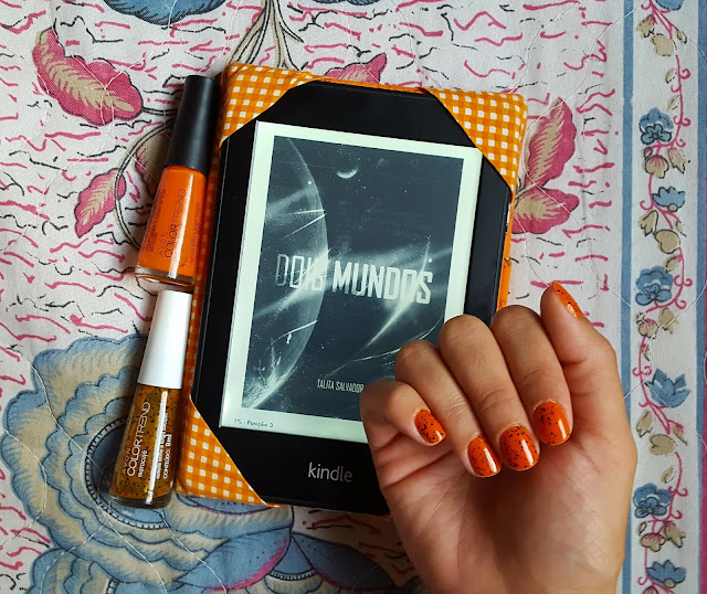 Esmaltes e Livros