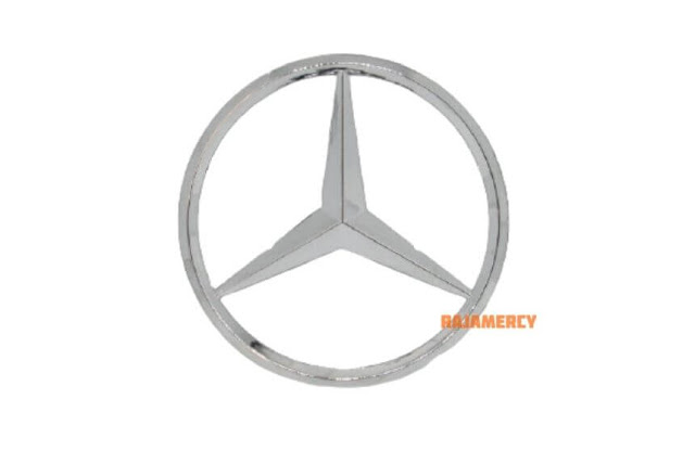 Emblem Logo Mercedes Benz GLA Class