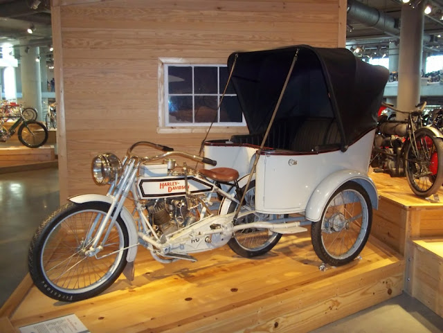 Barber Vintage: Motosports Museum