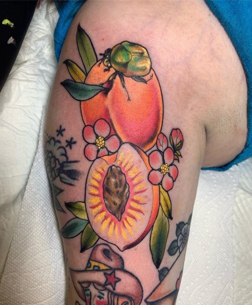 Tatuagem de Pêssego - 30 modelos para as mulheres