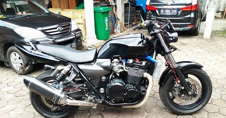 INFO MOGE BEKAS Jual Honda CB1300Cc Tahun 2002 JAKARTA 