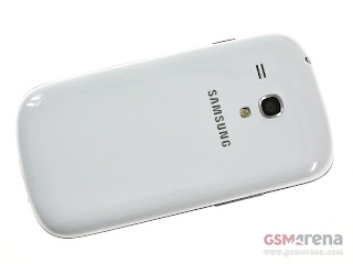 Samsung Galaxy S III mini Unboxing