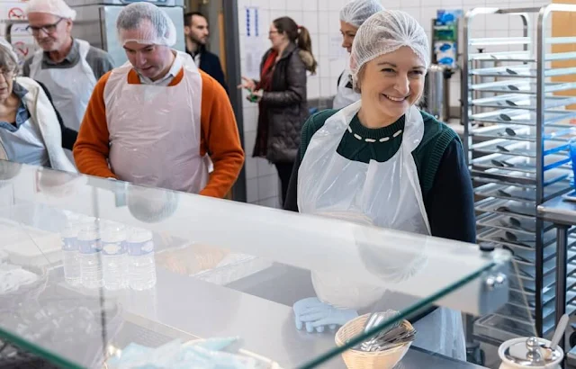 Princess Stephanie wore a green Andrea cable knit sweater vest by LK Bennett. Wanteraktioun is a humanitarian action