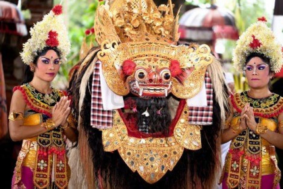 BALINESE DANCER