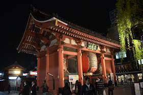 Kaminarimon Gate, Asakusa