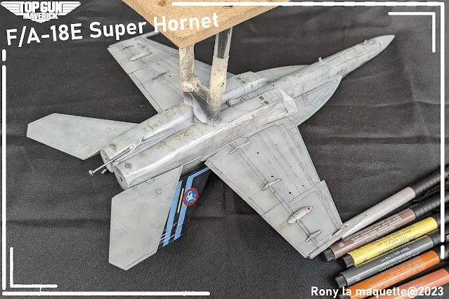 Weathering de la maquette du Super-Hornet.