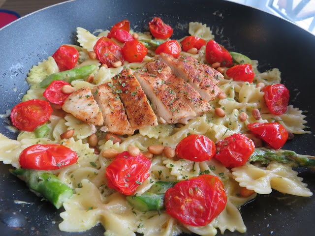 Creamy Chicken Pesto Pasta