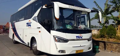 Sewa bus Trac