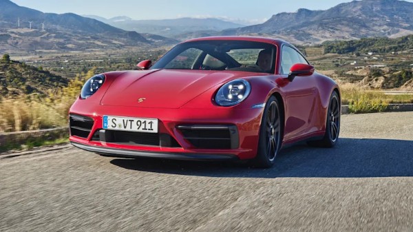 2022 Porsche 911 GTS Specifications and Price